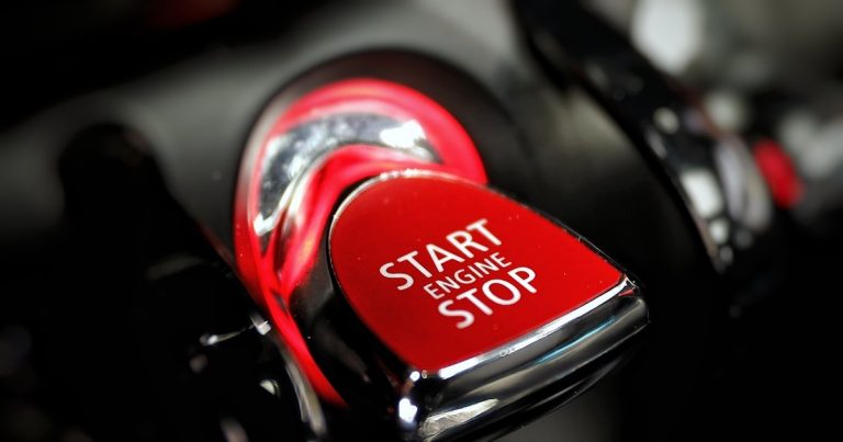 How to Start a Snapper Lawn Mower: Cold Engine Mastery